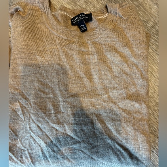 Banana Republic Merino Wool Sweater | Tan - Picture 4 of 4